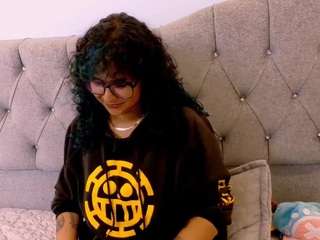 bella-trix1 webcam camsoda model stream image