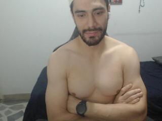 Jusstin I webcam model stream image