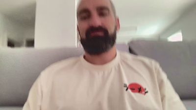v1c70r1985 webcam cam4 model stream image