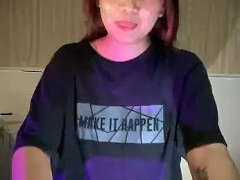 yourmommy_pia webcam stripchat model stream image