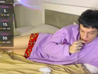 orange__boy webcam model stream image