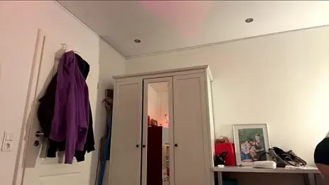 Alicekittyy webcam stripchat model stream image