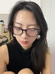 ReiningAffaire webcam stripchat model stream image