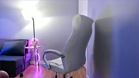 akura011 webcam model stream image
