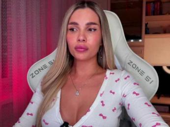 AlexaS_ webcam model stream image