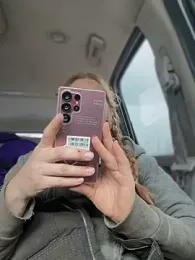 GoldenFlameGoddess webcam stripchat model stream image