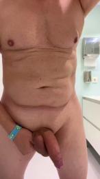AlexGijon webcam model stream image