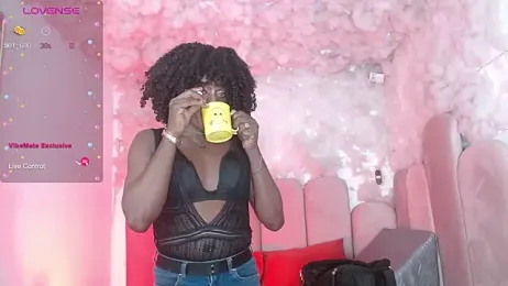 puca_ebony webcam model stream image