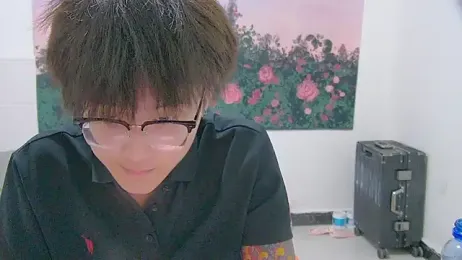 KK-cuteboy webcam model stream image