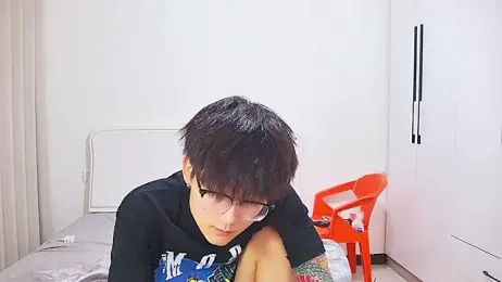 KK-cuteboy webcam model stream image