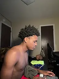 Bigdicktrick227 webcam model stream image