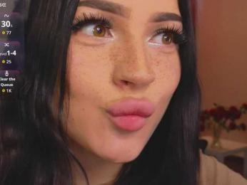 LisaaLiss webcam model stream image