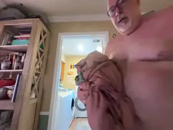 superbearboss webcam model stream image