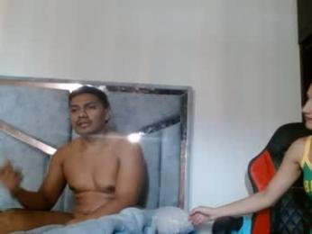 alexvsluisa webcam model stream image