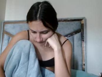 alexvsluisa webcam model stream image