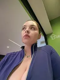 Alirawrz webcam model stream image