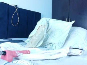 Black-gem18 webcam bongacams model stream image