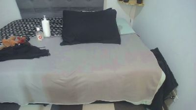 sasi_luna webcam model stream image