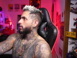 Logan Hugh webcam flirt4free model stream image