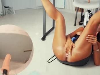 _artporno_ webcam model stream image