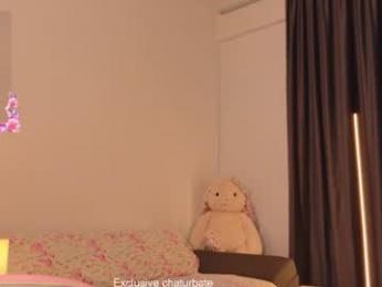 komydoll webcam model stream image