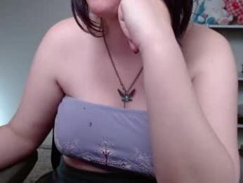 krystalsyxx webcam chaturbate model stream image