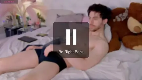 Oscar_Miller_ webcam model stream image