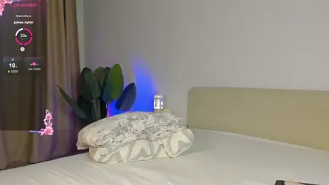 Emmanuelleee webcam model stream image