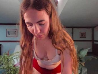KiraRustle webcam model stream image