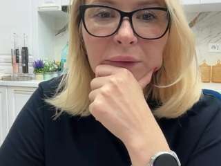 mikagray webcam camsoda model stream image