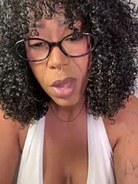 dianagolley420 webcam stripchat model stream image