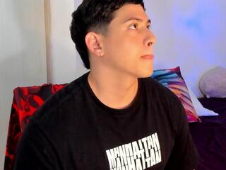 Breth Colton webcam model stream image