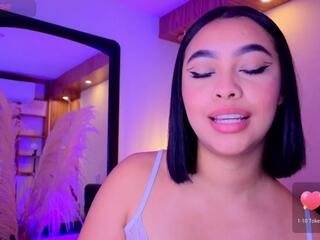 Chloe Monroeee webcam model stream image