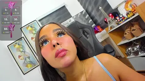 Divine___Eloeura webcam stripchat model stream image