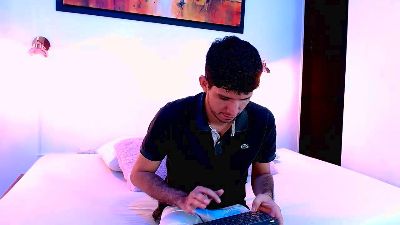 Lucas_Dream webcam model stream image