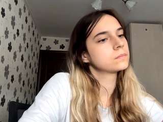 carrivenema webcam model stream image