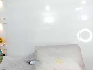 ximena-case webcam model stream image