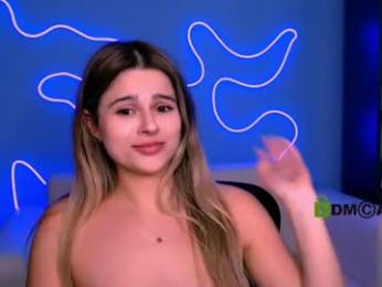 luckybabymeow webcam model stream image