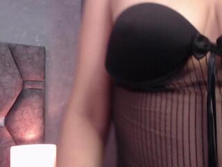 Scarlet Lennox webcam model stream image