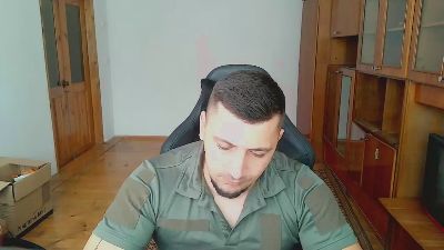 NiksLaRedhott webcam cam4 model stream image