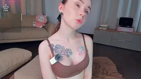 DominikaElis webcam model stream image