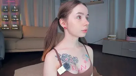 DominikaElis webcam model stream image