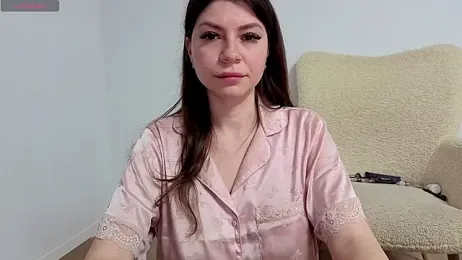 Jullyenn3 webcam model stream image