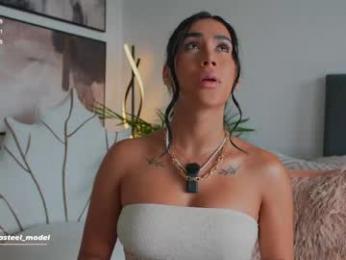 leyla_steel webcam chaturbate model stream image