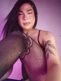 Soyshelly webcam model stream image