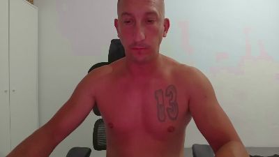Moonandwolf webcam model stream image