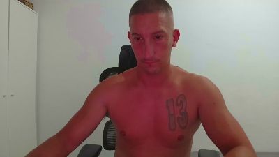 Moonandwolf webcam model stream image