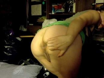 Frummi webcam model stream image