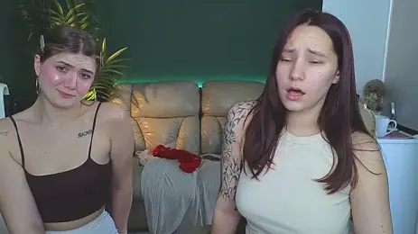 HotCaramellsTV webcam model stream image