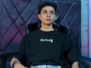 Ethan Lowell webcam model stream image